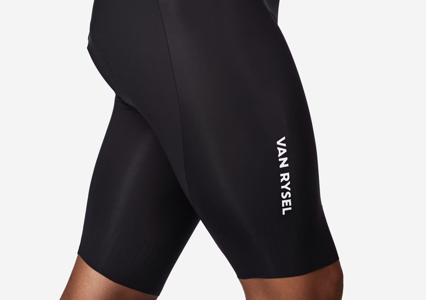 Van Rysel RCR-R 5 — suspensórios e detalhe do grip